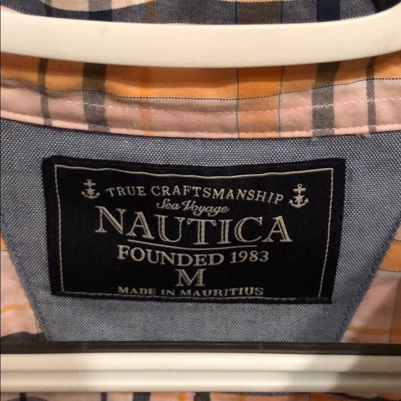 Nautica button down - Picture 3 of 3